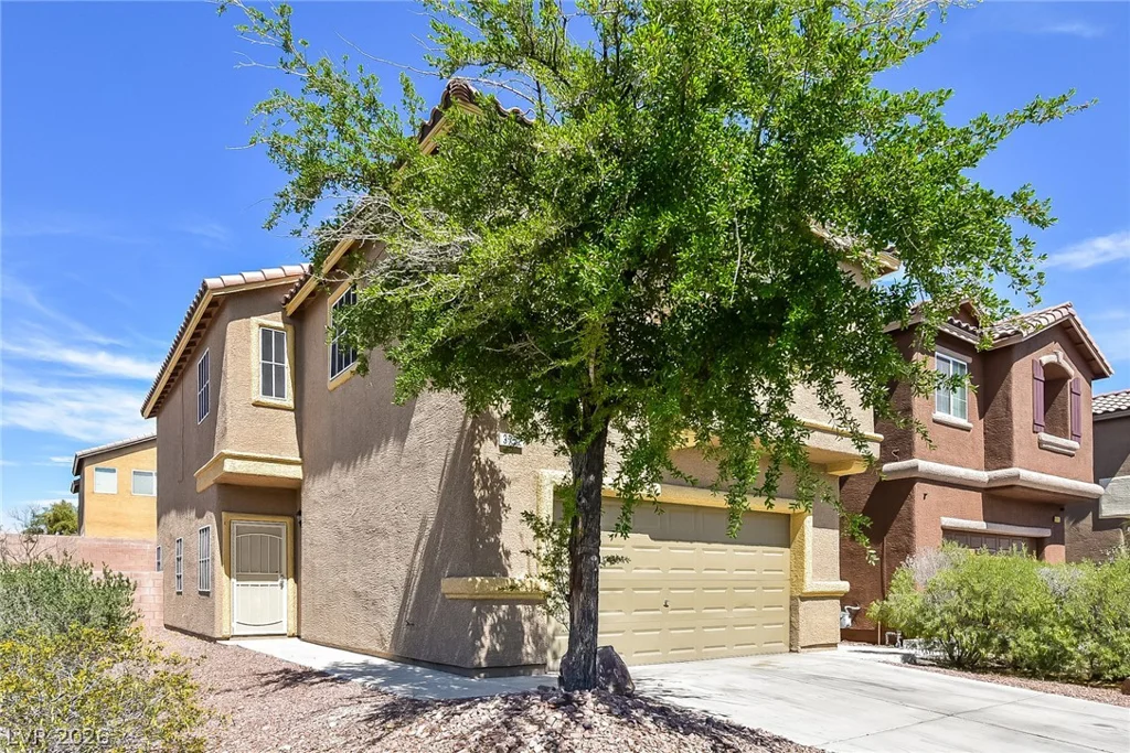 3752 Carisbrook, North Las Vegas, NV 89081