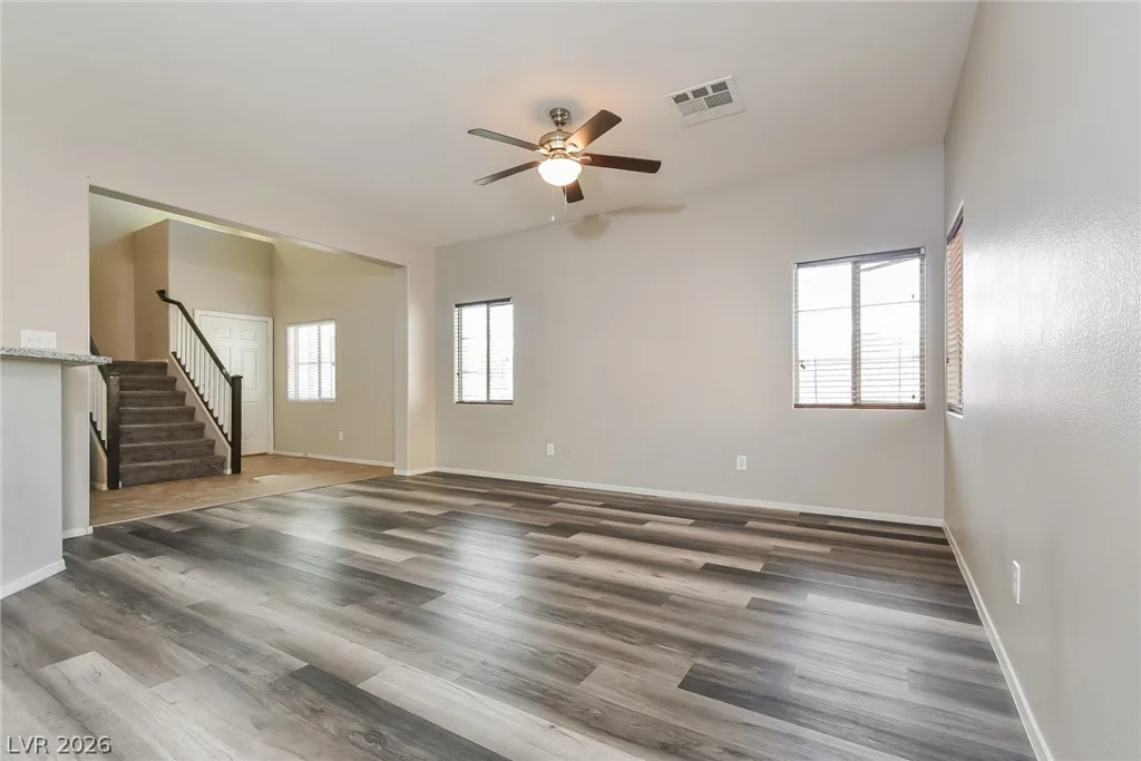 3752 Carisbrook, North Las Vegas, NV 89081