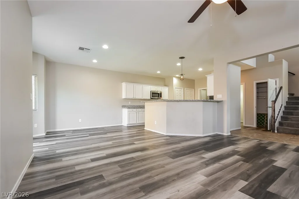 3752 Carisbrook, North Las Vegas, NV 89081
