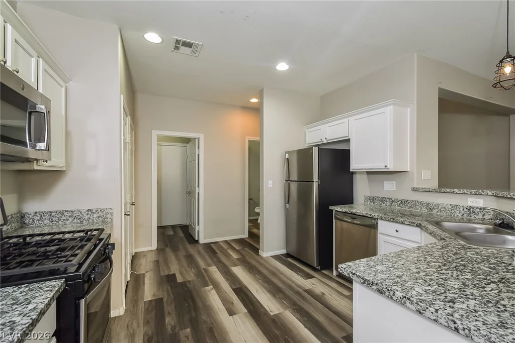 3752 Carisbrook, North Las Vegas, NV 89081