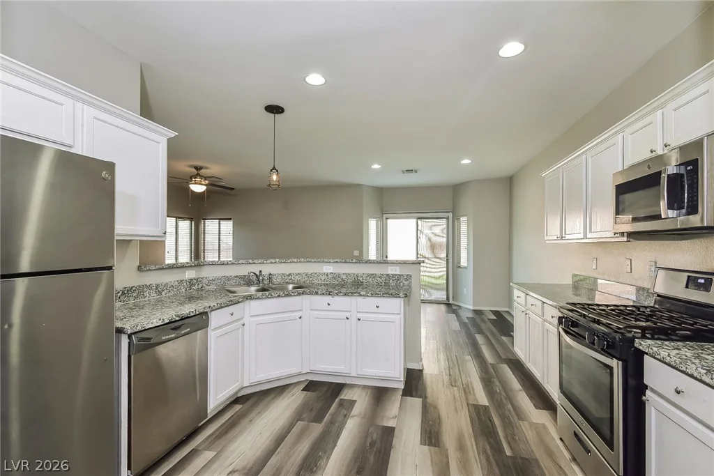 3752 Carisbrook, North Las Vegas, NV 89081