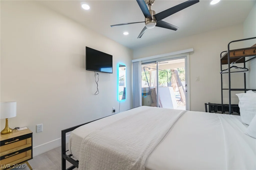3080 Garnet, Las Vegas, NV 89121