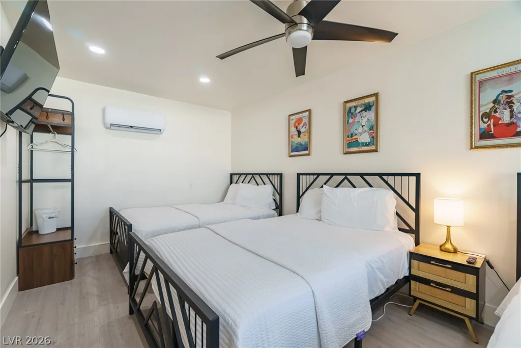 3080 Garnet, Las Vegas, NV 89121