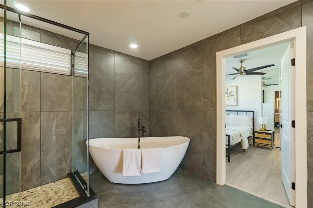 3080 Garnet, Las Vegas, NV 89121