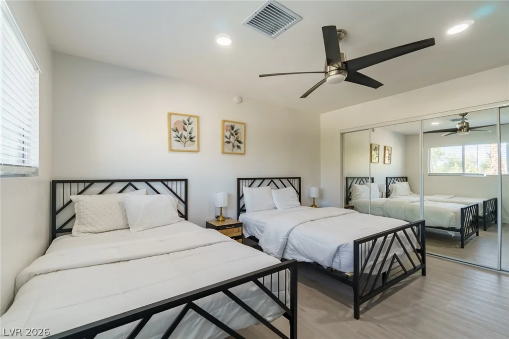 3080 Garnet, Las Vegas, NV 89121