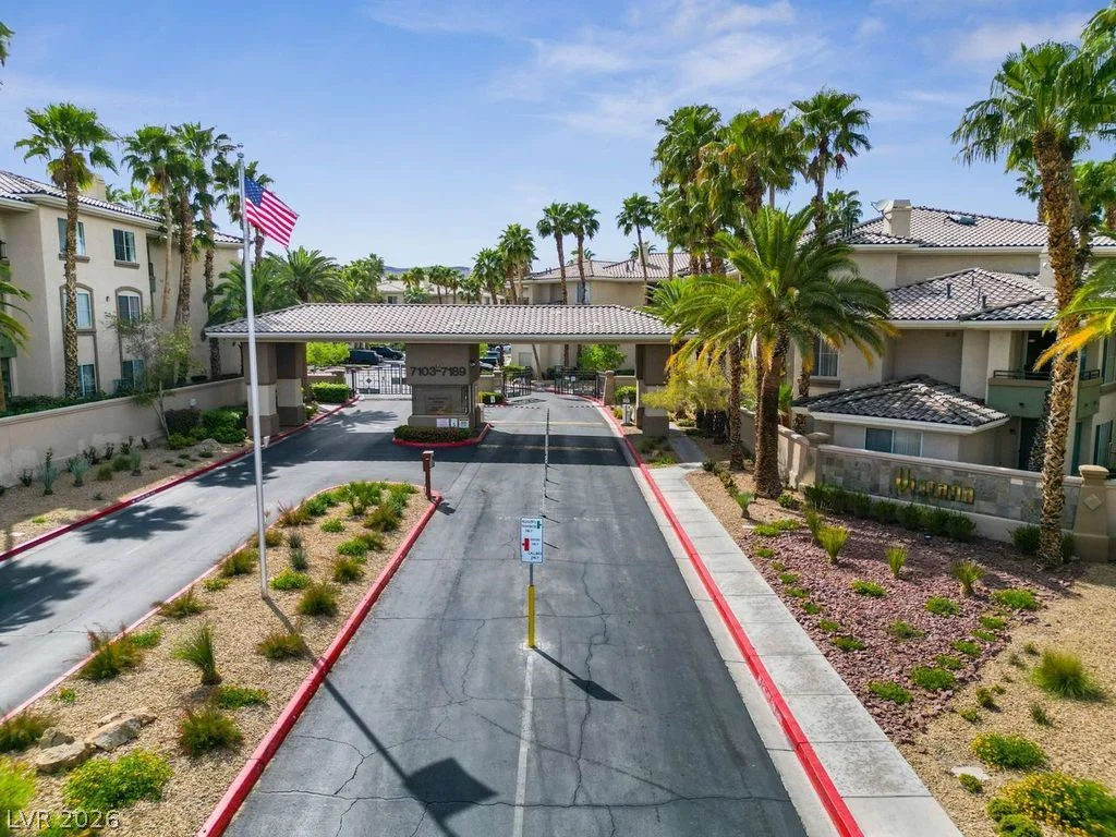 7107 Durango, Las Vegas, NV 89113