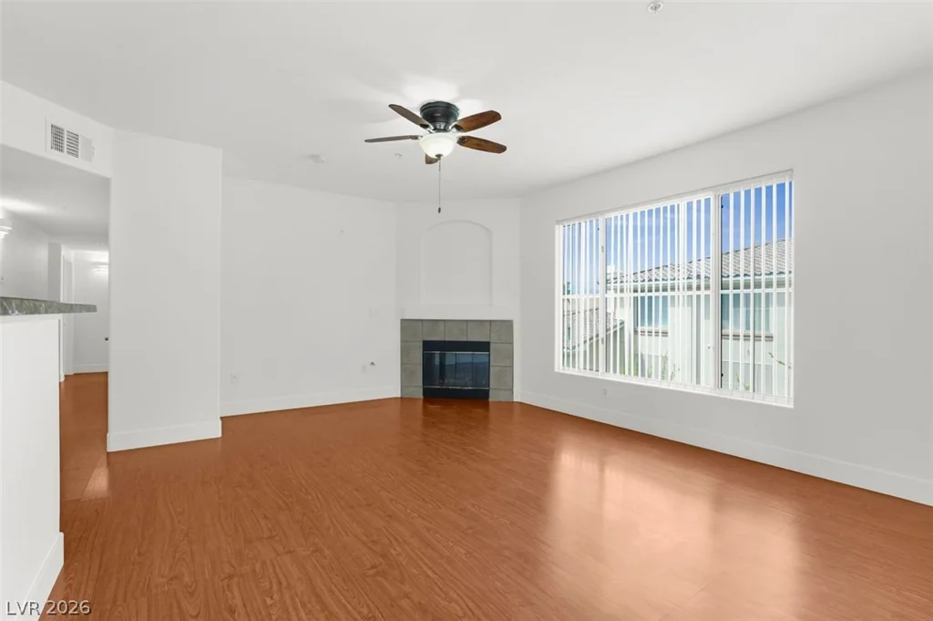 7107 Durango, Las Vegas, NV 89113
