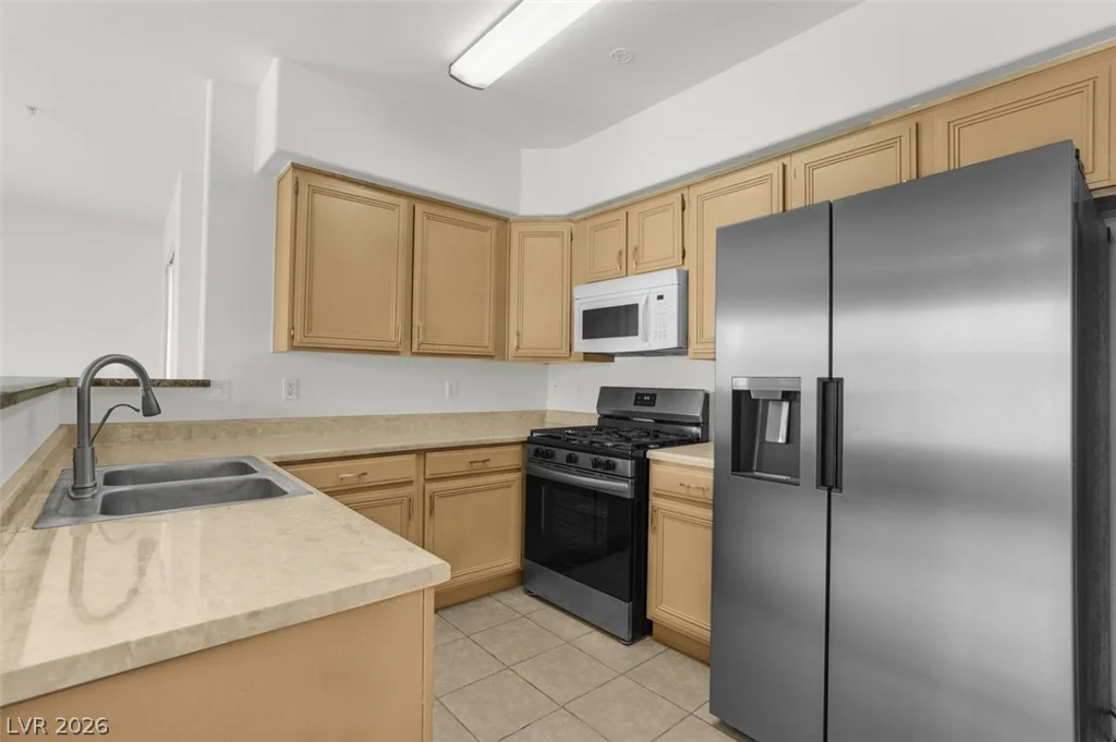7107 Durango, Las Vegas, NV 89113