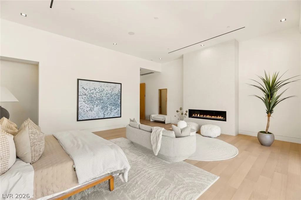 73 Olympia Canyon, Las Vegas, NV 89141