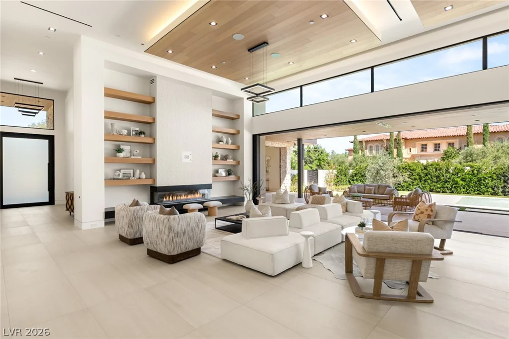 73 Olympia Canyon, Las Vegas, NV 89141