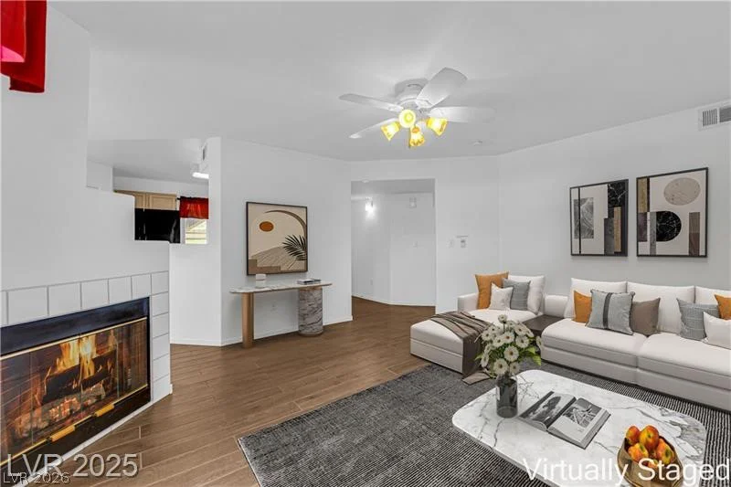 698 Racetrack, Henderson, NV 89015