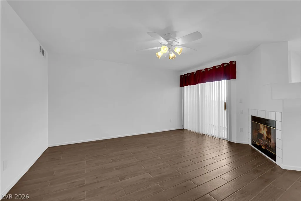 698 Racetrack, Henderson, NV 89015