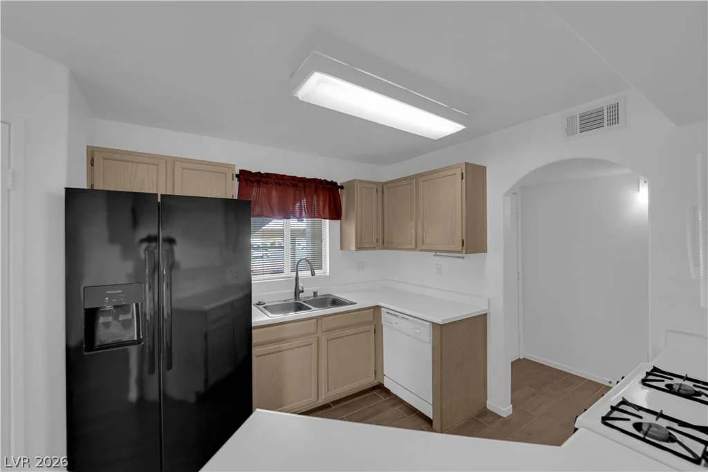 698 Racetrack, Henderson, NV 89015