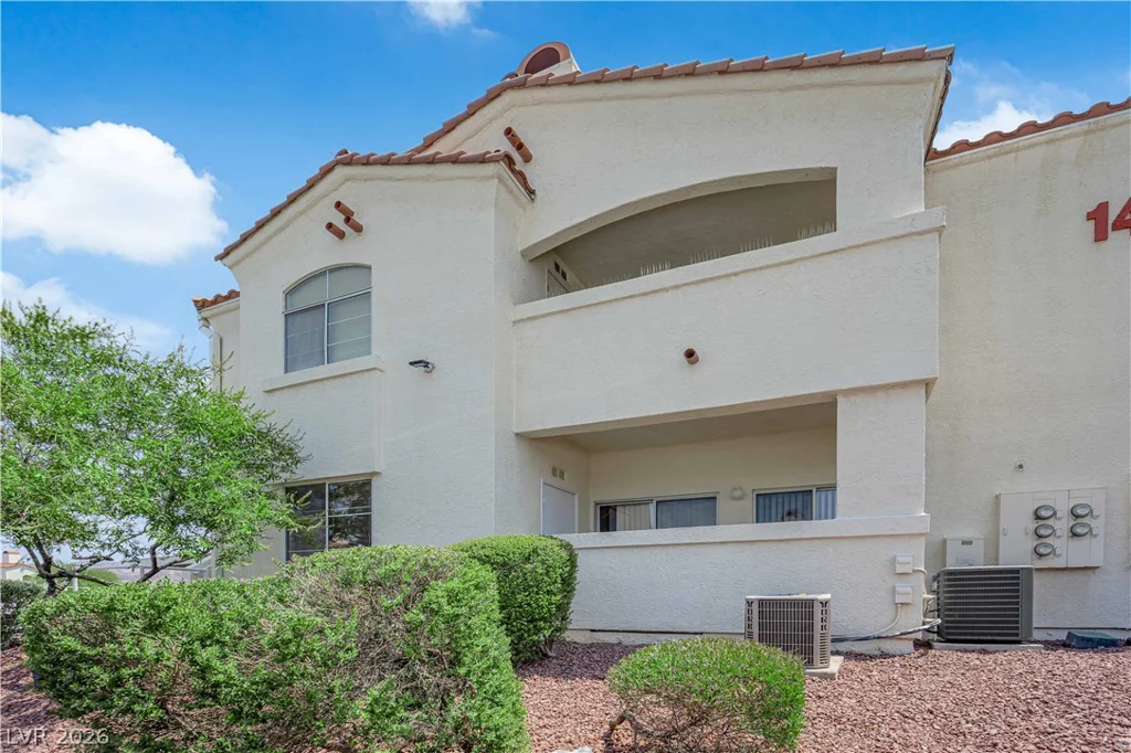 698 Racetrack, Henderson, NV 89015