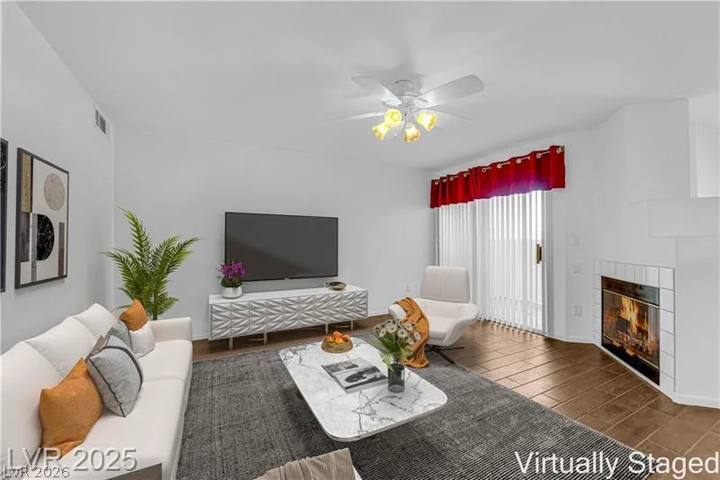 698 Racetrack, Henderson, NV 89015