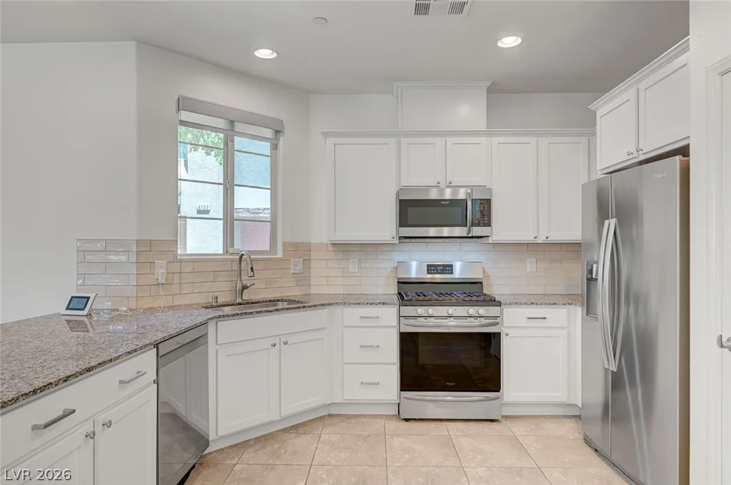 6124 Scarlet Leaf, Las Vegas, NV 89148
