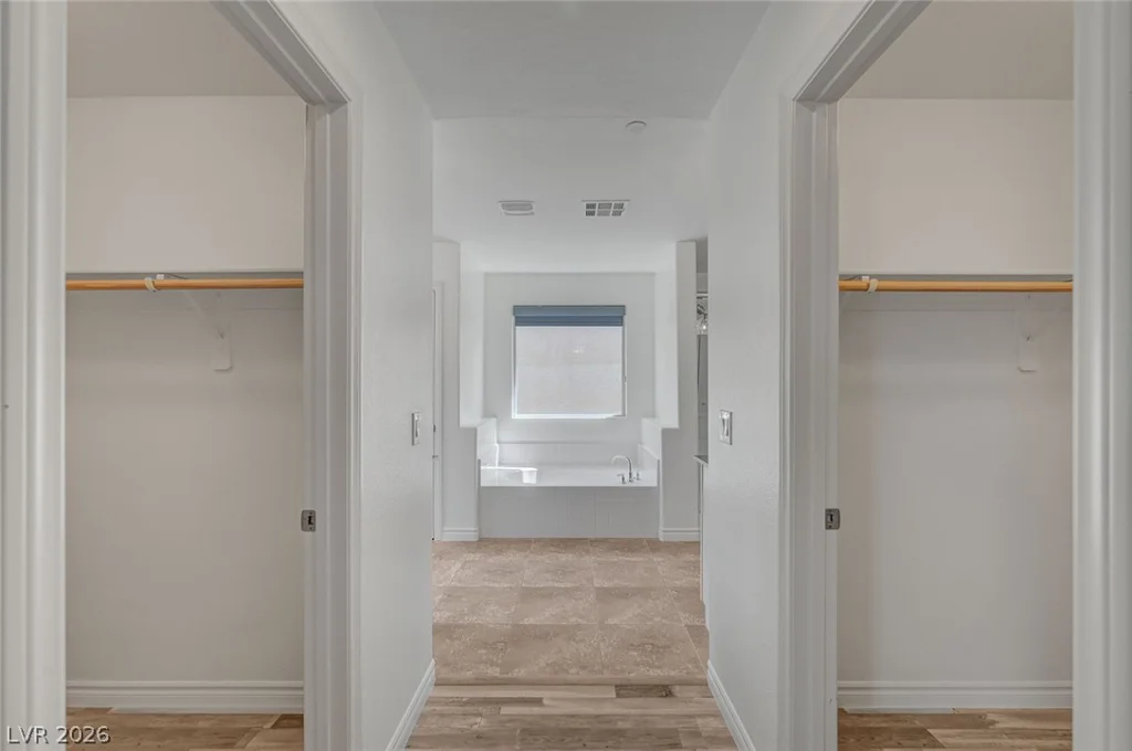 6124 Scarlet Leaf, Las Vegas, NV 89148