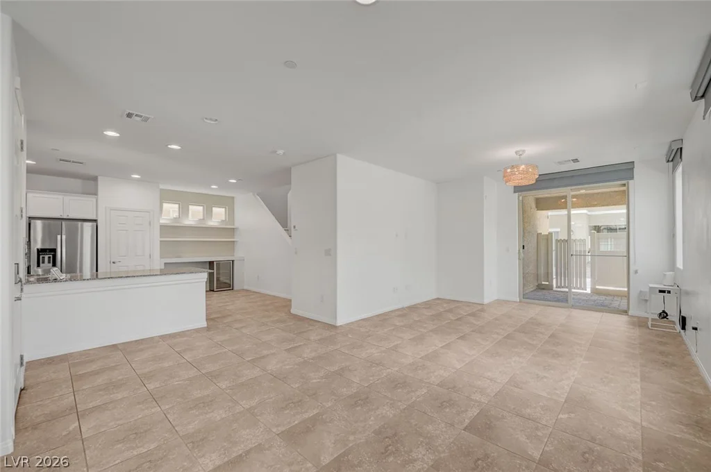 6124 Scarlet Leaf, Las Vegas, NV 89148