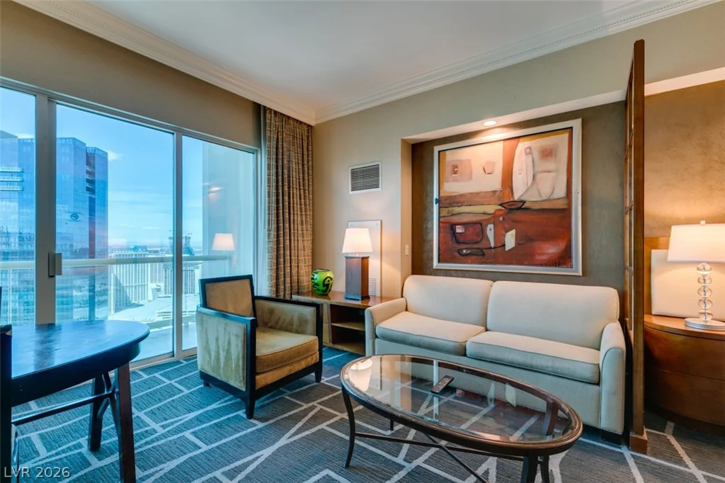 125 HARMON, Las Vegas, NV 89109