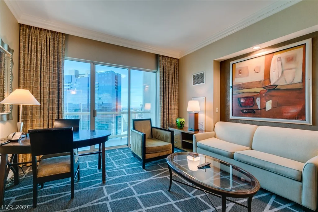 125 HARMON, Las Vegas, NV 89109