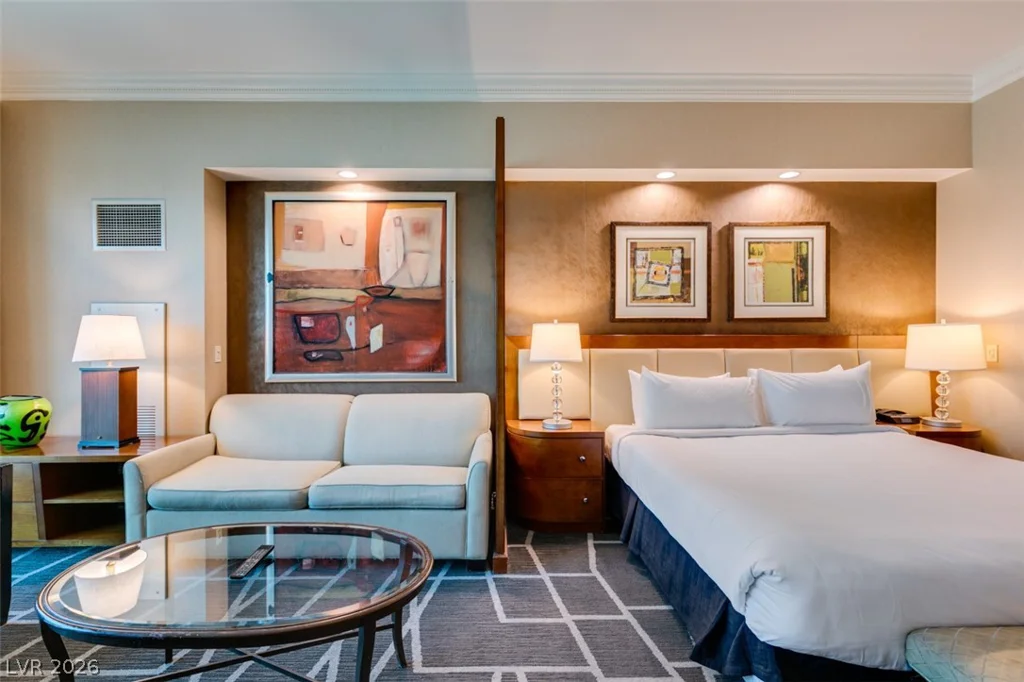 125 HARMON, Las Vegas, NV 89109
