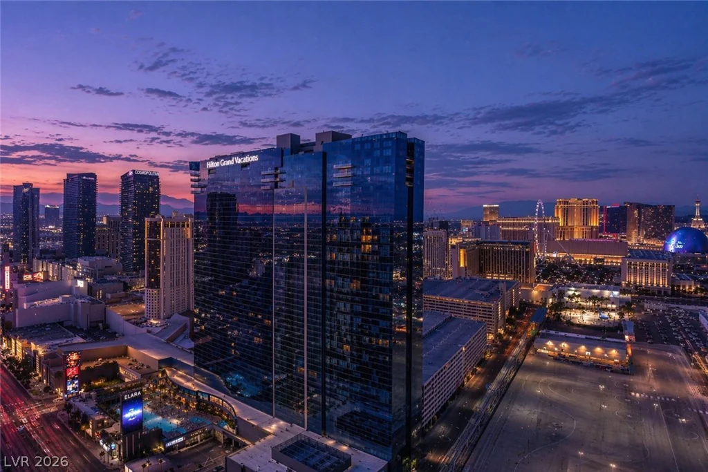 125 HARMON, Las Vegas, NV 89109