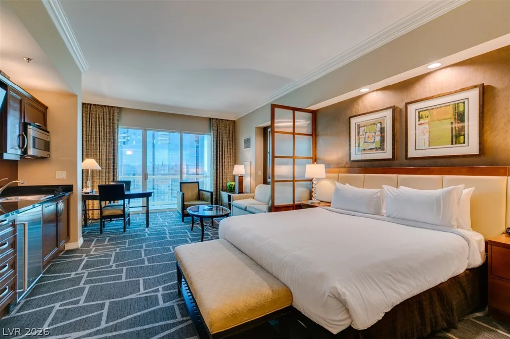 125 HARMON, Las Vegas, NV 89109