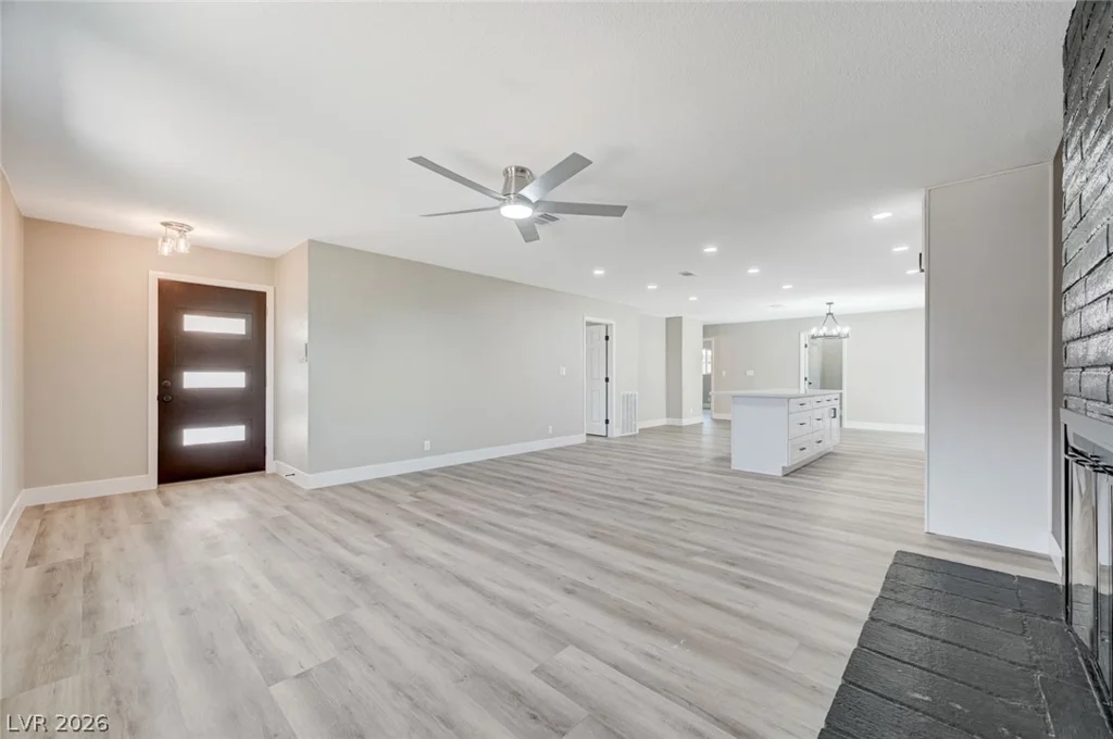 4010 Syracuse, Las Vegas, NV 89121