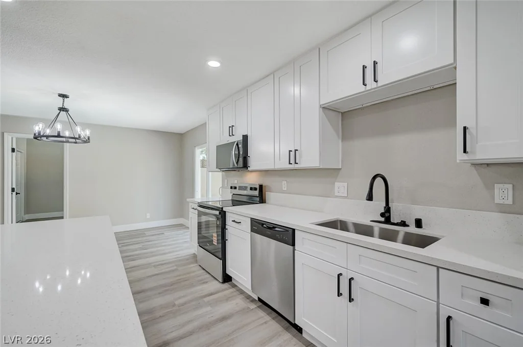 4010 Syracuse, Las Vegas, NV 89121