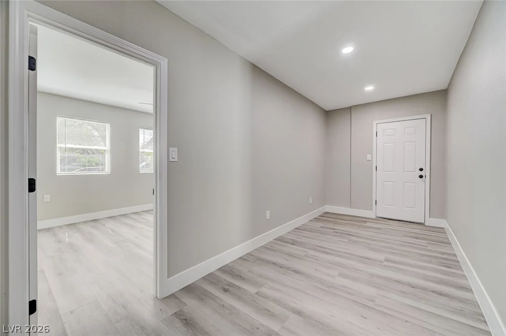 4010 Syracuse, Las Vegas, NV 89121