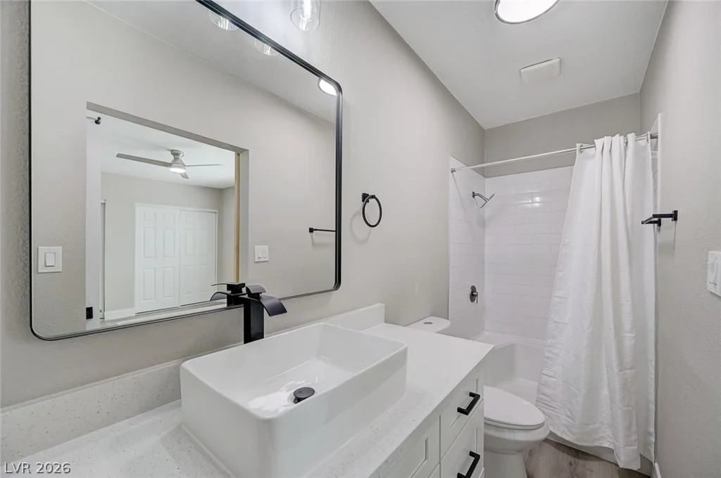 4010 Syracuse, Las Vegas, NV 89121