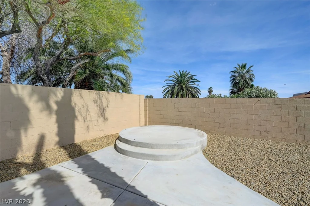 4010 Syracuse, Las Vegas, NV 89121