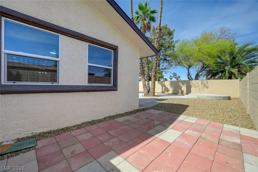 4010 Syracuse, Las Vegas, NV 89121