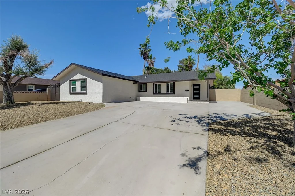 4010 Syracuse, Las Vegas, NV 89121