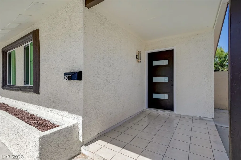 4010 Syracuse, Las Vegas, NV 89121