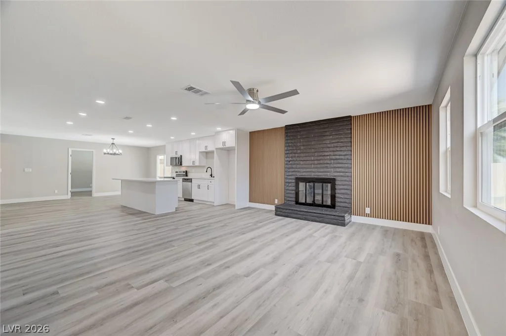 4010 Syracuse, Las Vegas, NV 89121