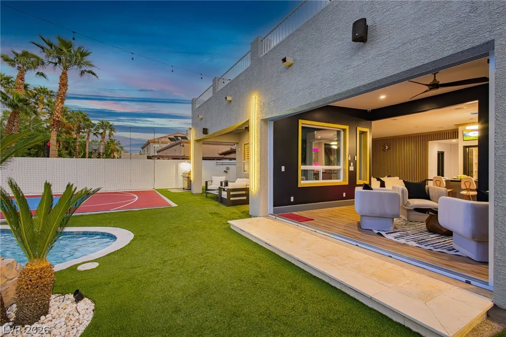 9498 Malasana, Las Vegas, NV 89147