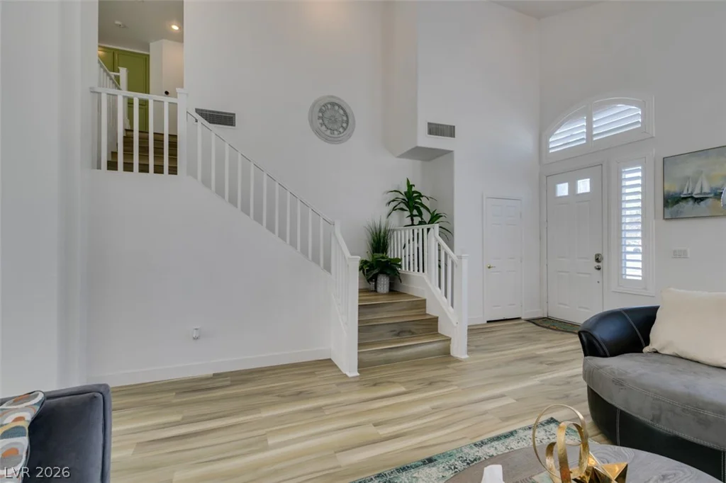 292 White Bluffs, Las Vegas, NV 89148