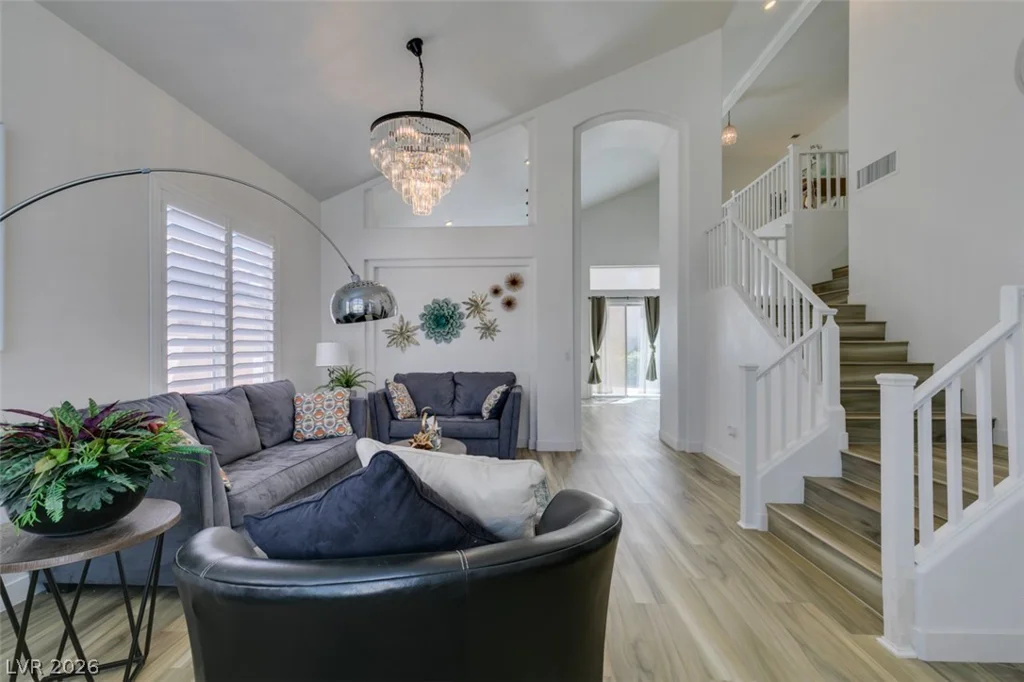 292 White Bluffs, Las Vegas, NV 89148