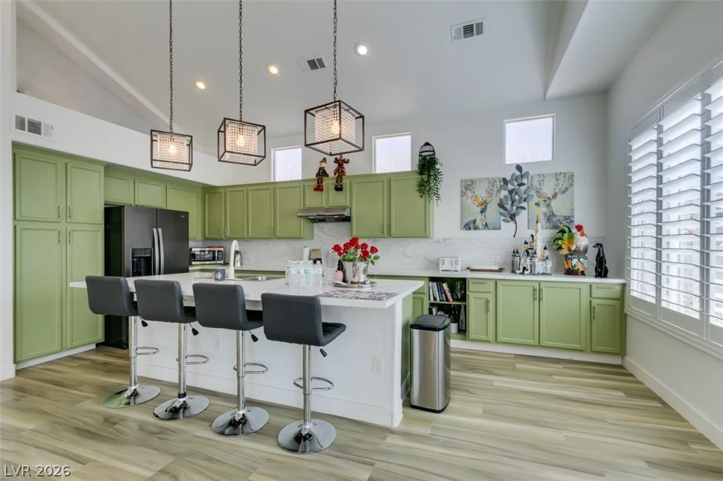 292 White Bluffs, Las Vegas, NV 89148