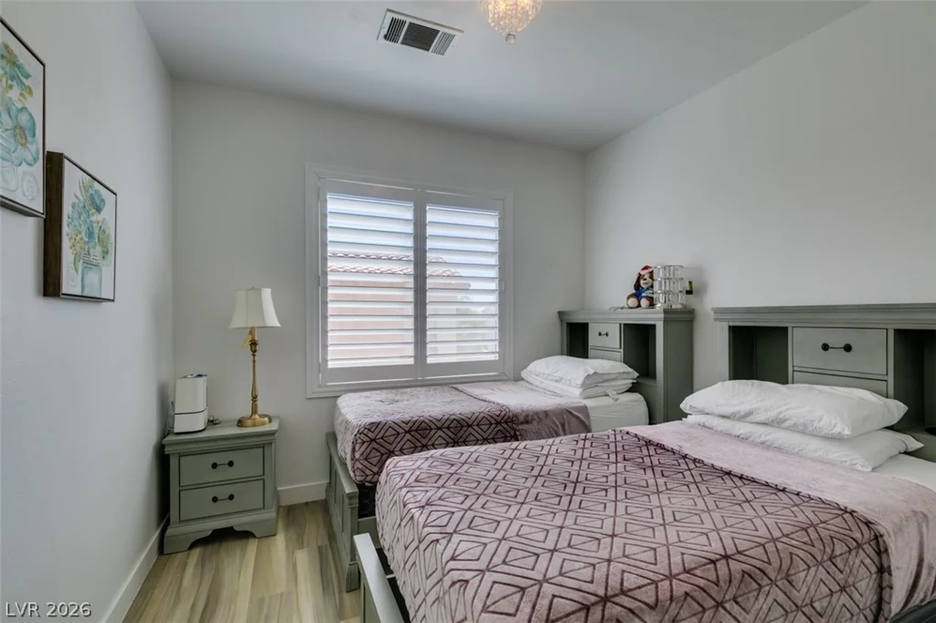 292 White Bluffs, Las Vegas, NV 89148