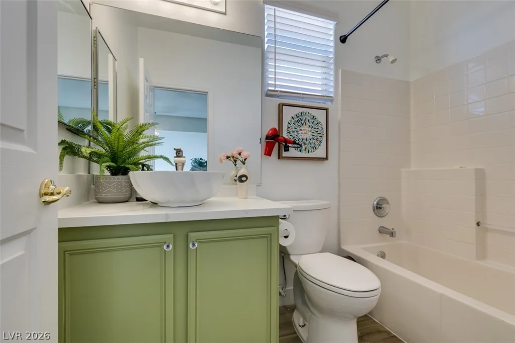 292 White Bluffs, Las Vegas, NV 89148