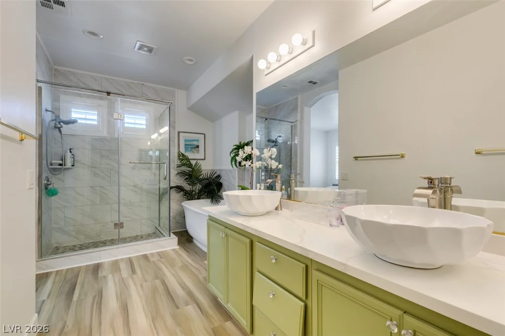 292 White Bluffs, Las Vegas, NV 89148