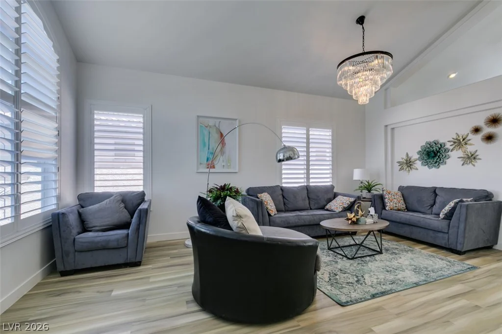 292 White Bluffs, Las Vegas, NV 89148