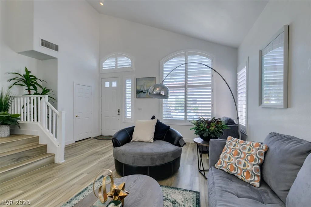 292 White Bluffs, Las Vegas, NV 89148