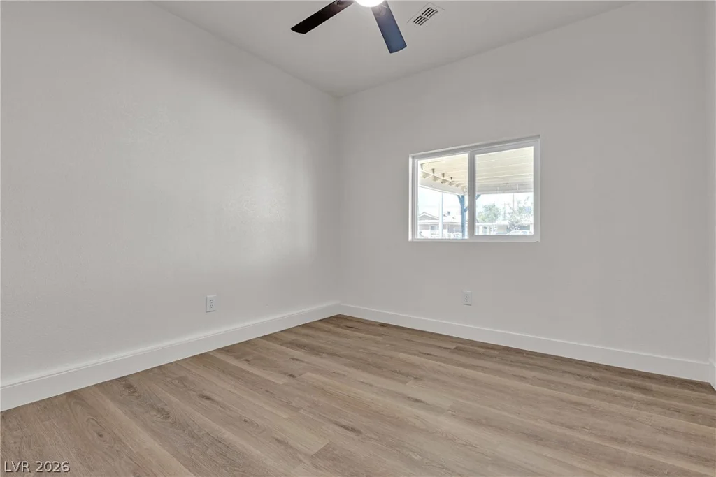 729 Van Ert, North Las Vegas, NV 89030