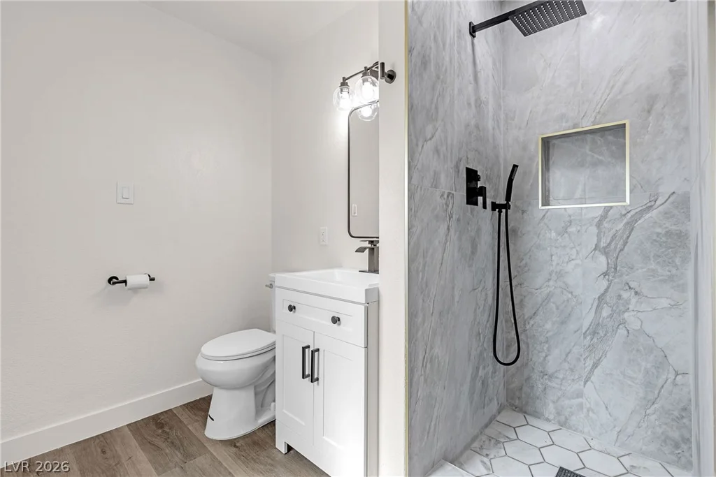 729 Van Ert, North Las Vegas, NV 89030