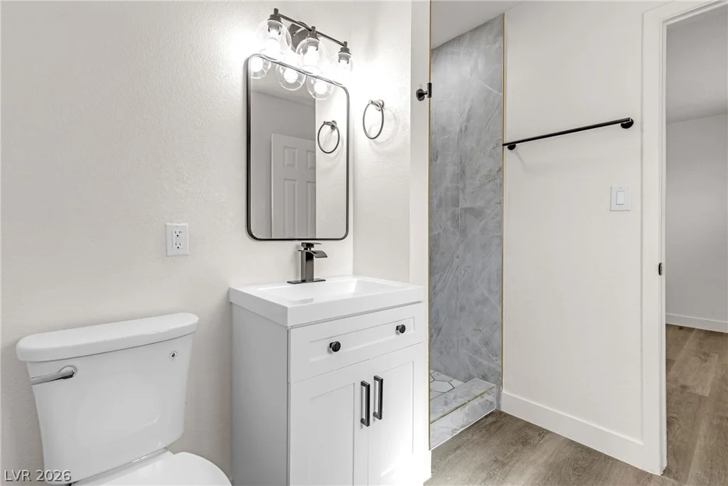 729 Van Ert, North Las Vegas, NV 89030