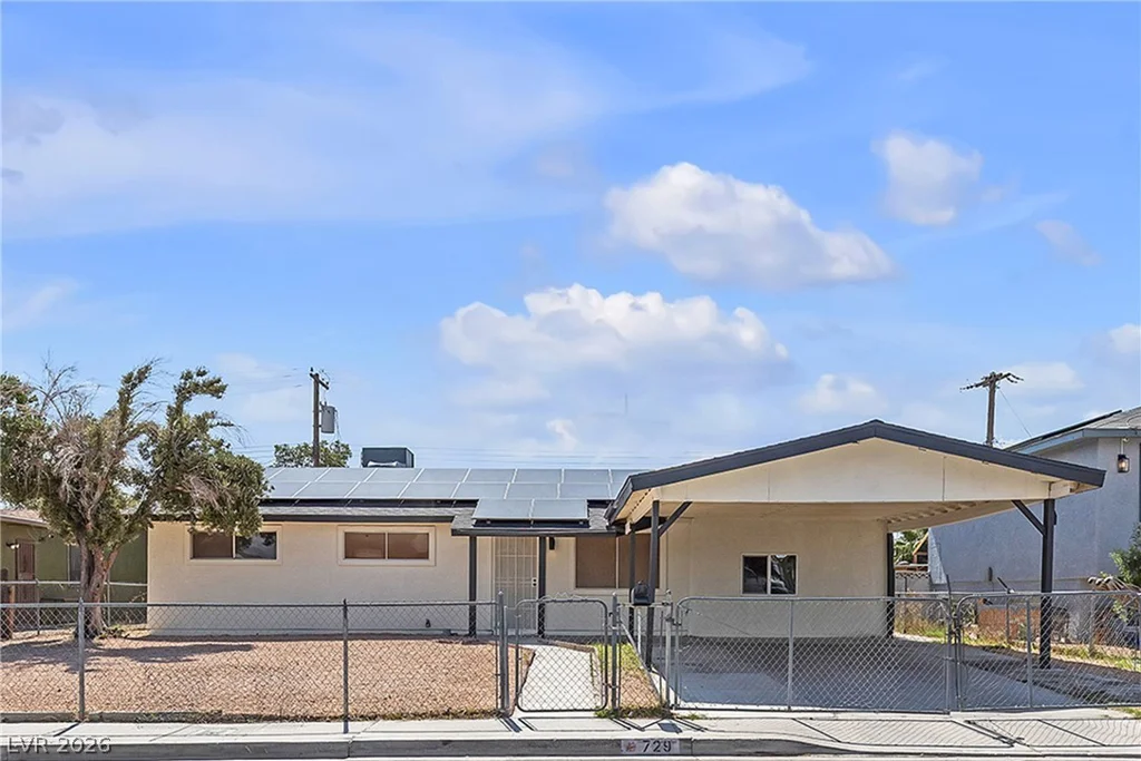 729 Van Ert, North Las Vegas, NV 89030