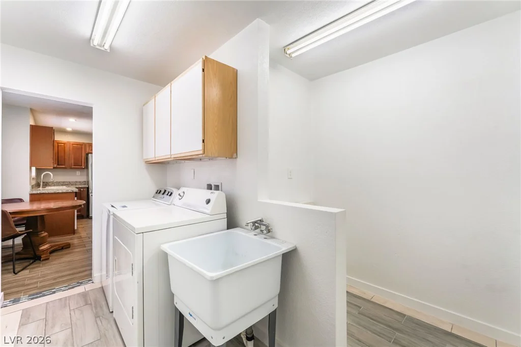 4890 Utah, Las Vegas, NV 89104